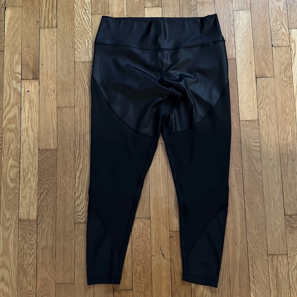 NWOT Adidas Black Leggings Sz L